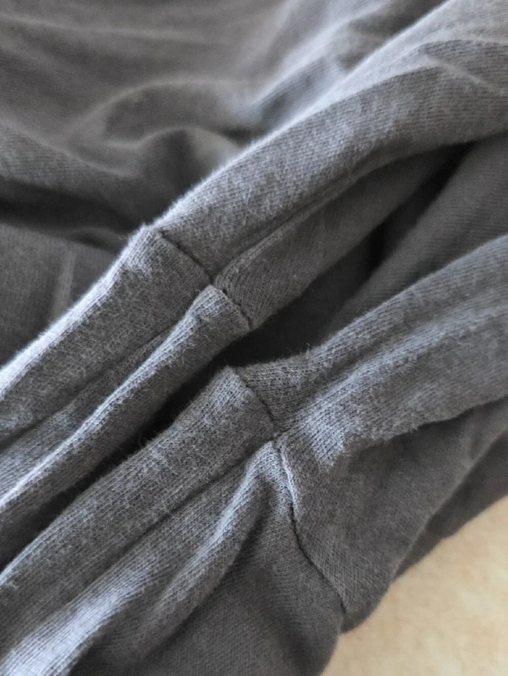 J. Crew Women's Long Sleeve V-Neck Top - Charcoal Gray Sz Xs